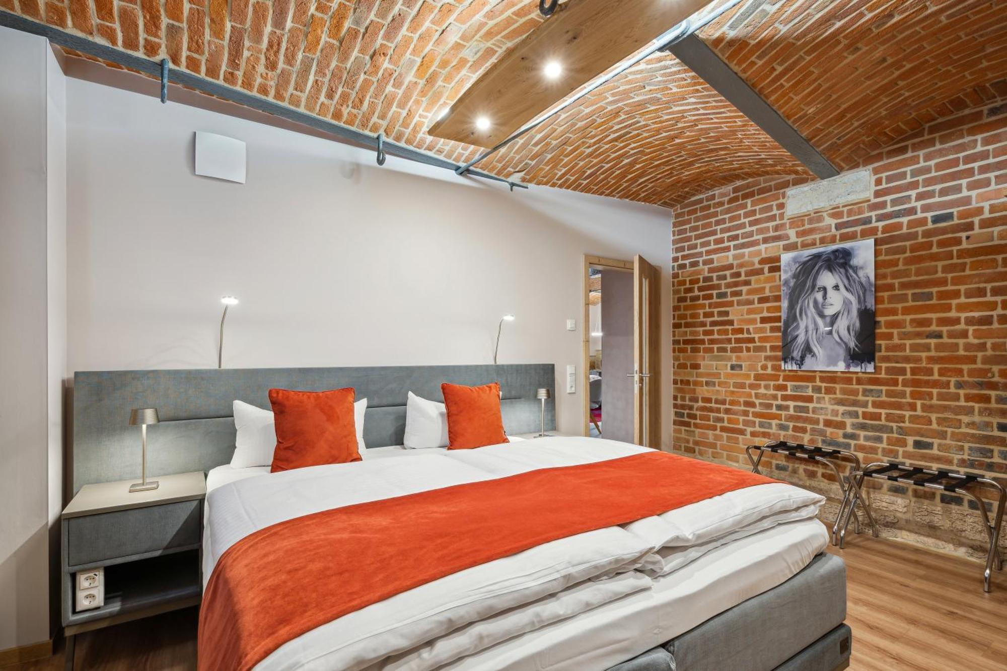 Apartmenthaus Schlag เนาม์บวร์ก ภายนอก รูปภาพ
